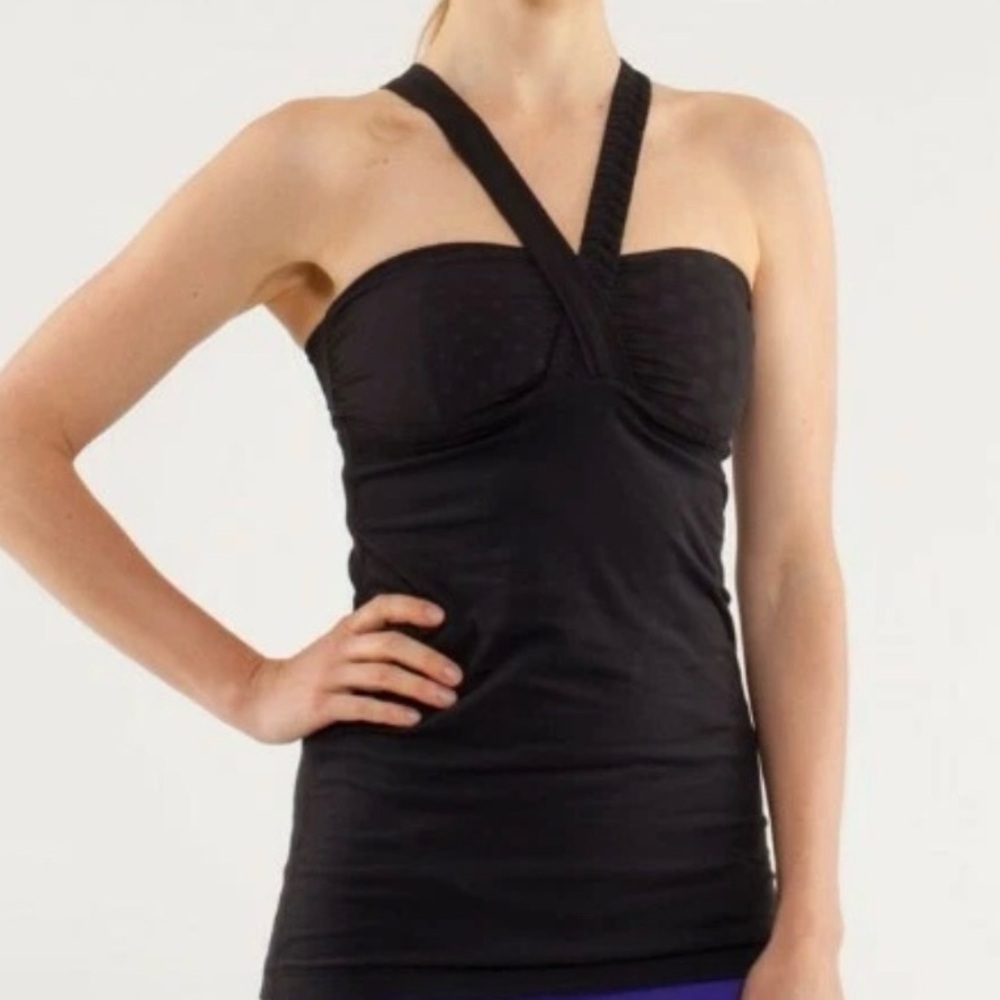 Lululemon Athletica top 4